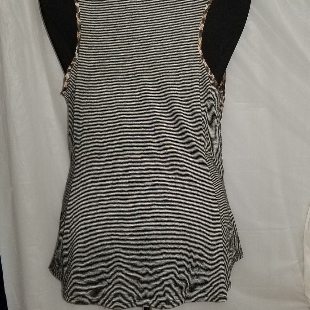 Torrid 1x two sided flowy tank - Picture 5 of 8